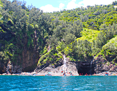 Lamao Caves and Rock Formation